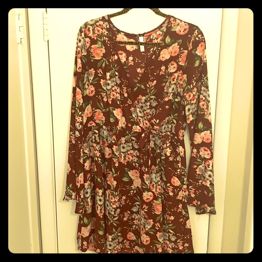 Xhilaration long sleeve floral dress